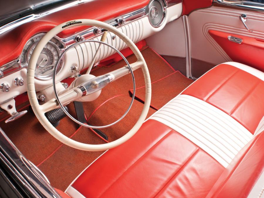  Oldsmobile 98 Fiesta Convertible 1953 года  (фото 14 из 87)